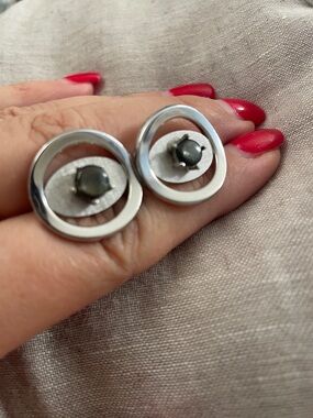 Silver-Tone Circular Cuff links with Grey Stone